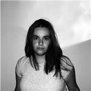 Profesora de clases particulares para niños en grado de infantil, primaria o ESO